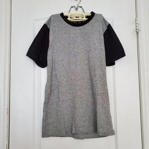 F21 Grey and Black Men's Baseball Style T-Shirt